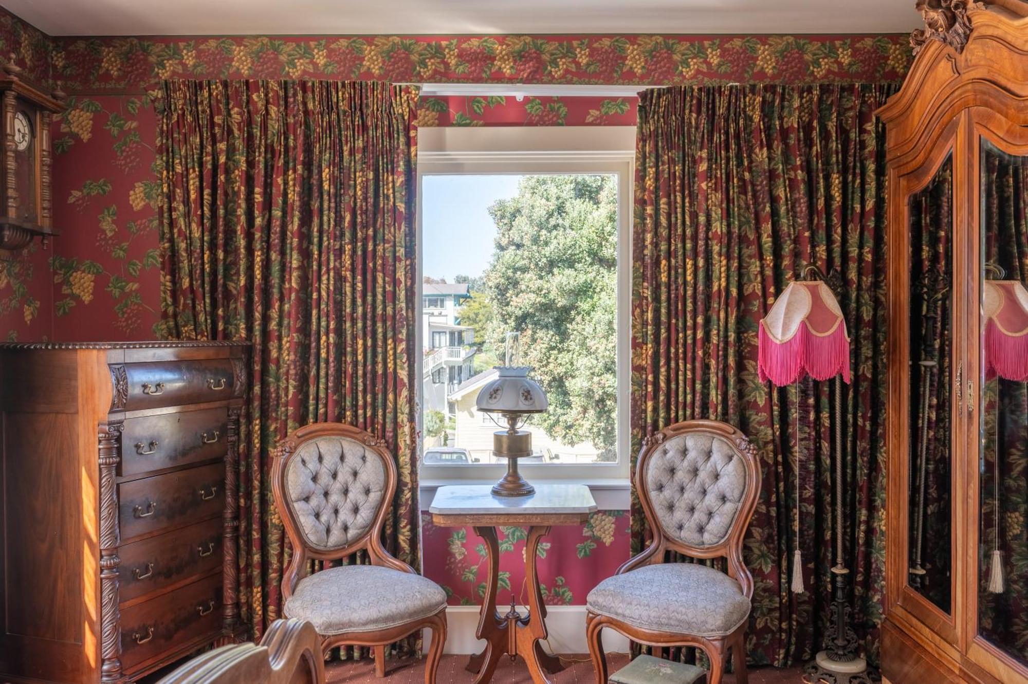 Martine Inn Πασίφικ Γκρόουβ Εξωτερικό φωτογραφία